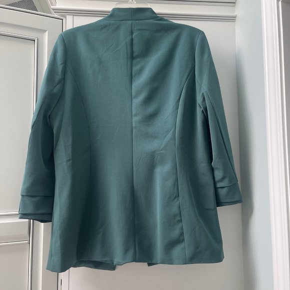 3/4 sleeve ruched blazer, dark green, M, never worn, came without tags - Picture 2 of 8